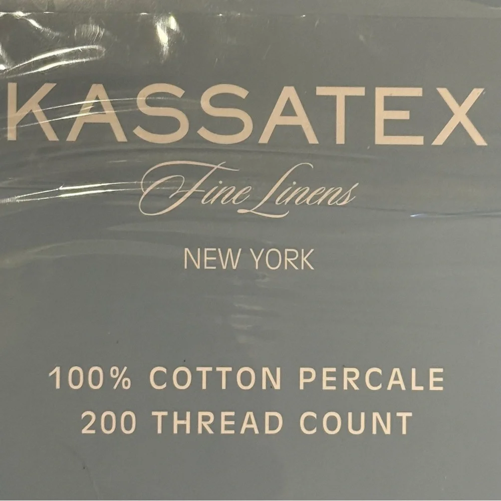 Kassatex King Sheet and Pillow Set- White and Pink Bow Brand New